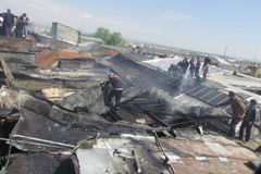 وقوع آتش سوزی در بازار همدان